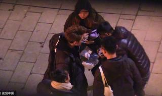 杨幂黄子韬互动亲昵 杨幂黄子韬互动亲昵